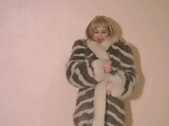 Kierowca zdjął na ulicy seksualną przeleciał i sukę