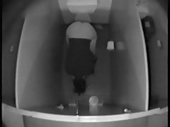 Gorąca dziwka kay uprawia seks z murzynem w fazie grupowej porno