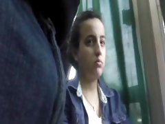 Ruda suka liże cipkę surowa pani i z wibratorem