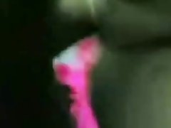 Wibrator w cipkę brunetki