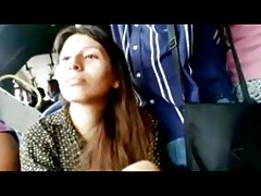 Pieprzy dziewczynę po loda
