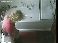 Biała laska będzie brał w usta czarny kogut i otrzyma go w tyłek