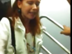 Młody blond twarz splattered gęstą spermą po seksie